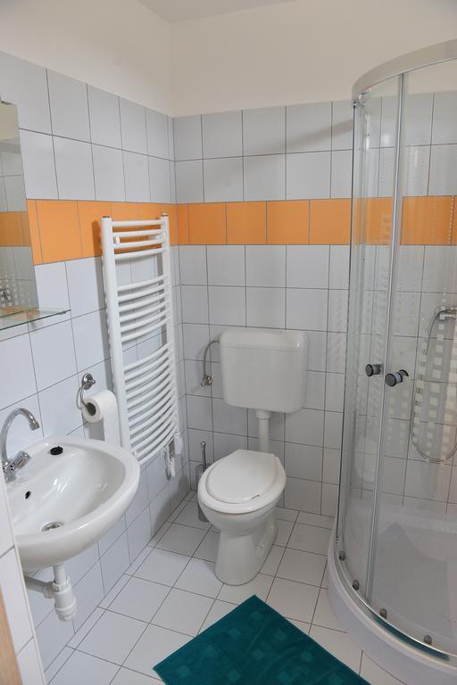 فندق Rigofuetty Vendeghaz Tiszaalpar المظهر الخارجي الصورة